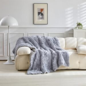 Plaid fausse fourrure gris clair