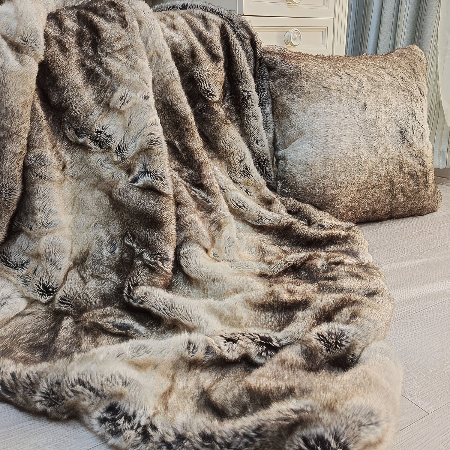 Plaid fausse fourrure loup (2)