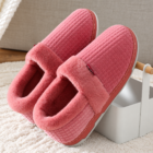 Chaussons roses en pilou pilou, vue 3