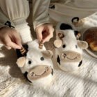 chaussons femme vache blanc et noir vue 3